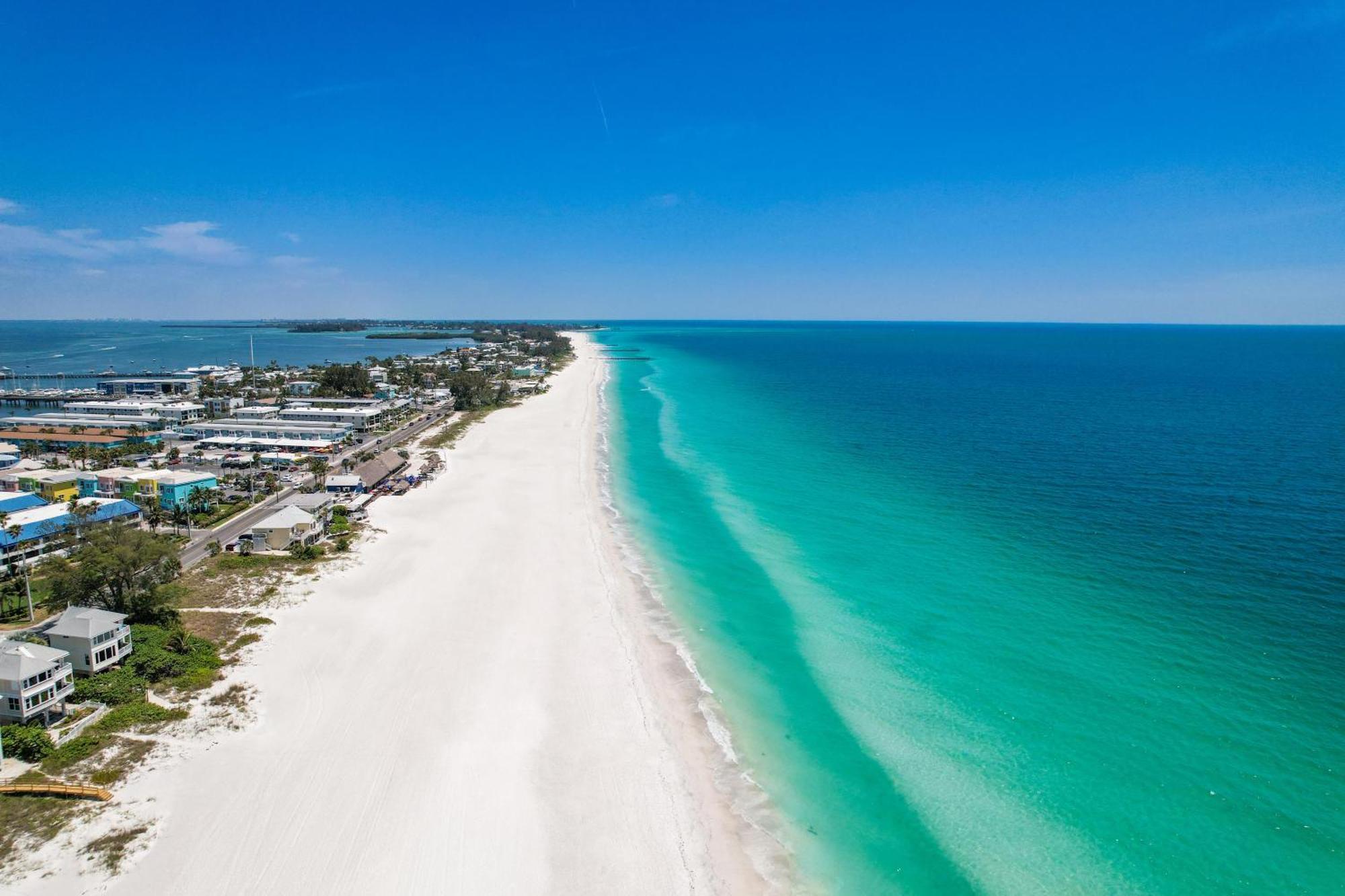 Beach Front Condo Sea View Play At Gulf Place Holmes Beach Eksteriør billede